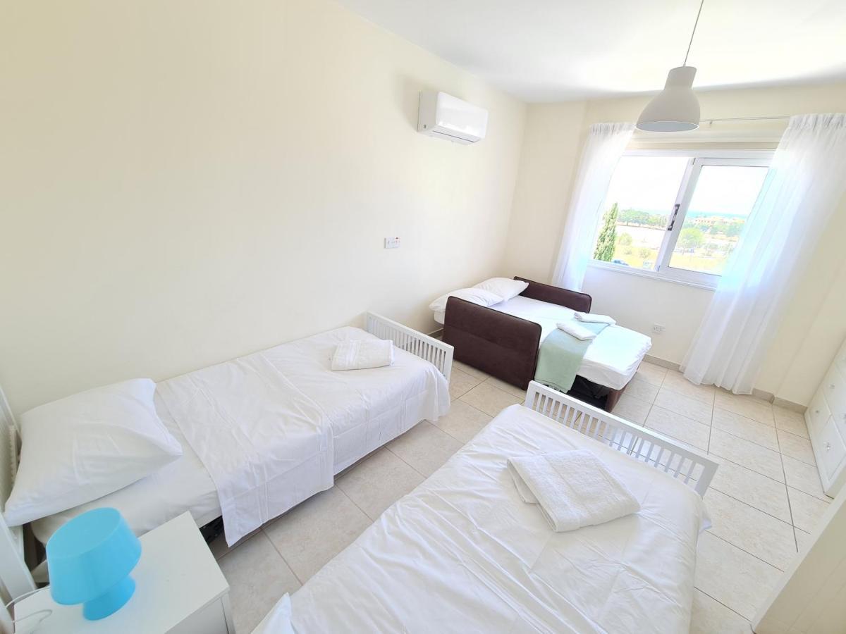 Stunning Views' Apartment With Pool Пафос Екстериор снимка