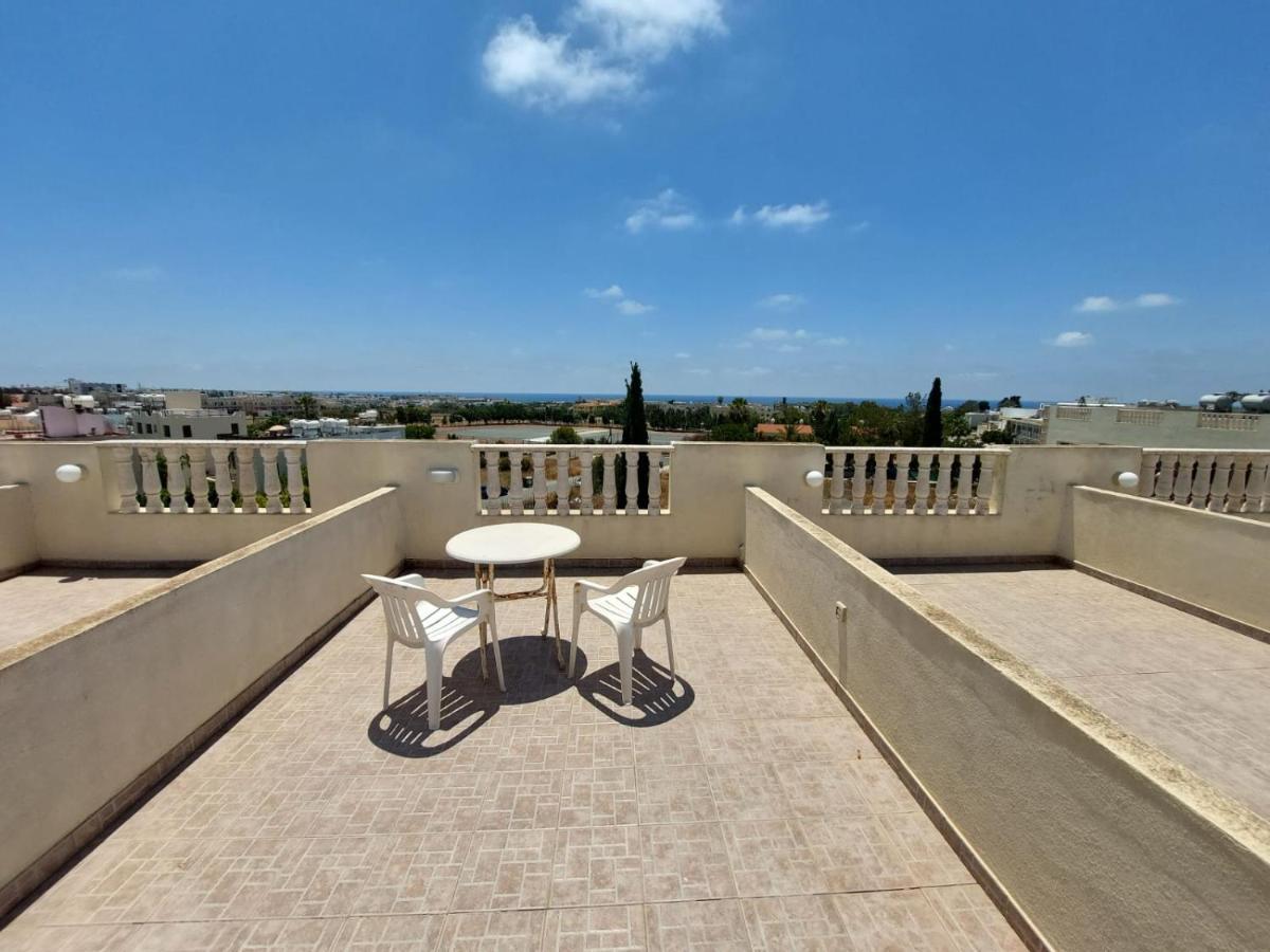 Stunning Views' Apartment With Pool Пафос Екстериор снимка
